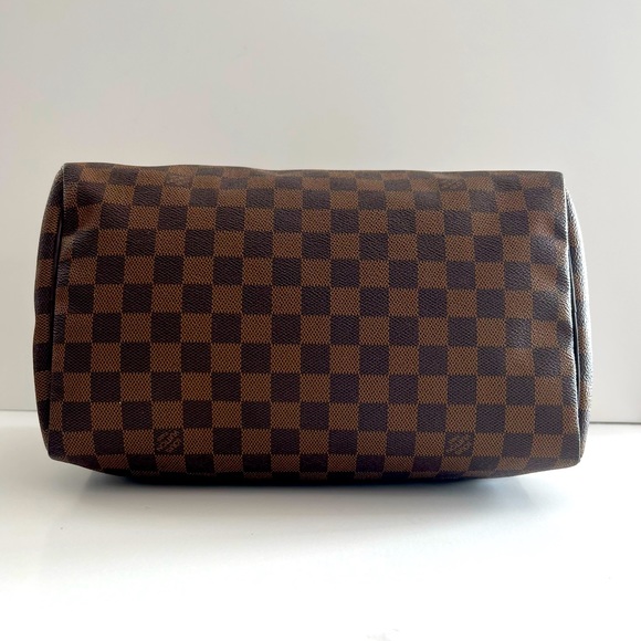 Authentic Louis Vuitton Speedy 30 - Picture 7 of 11
